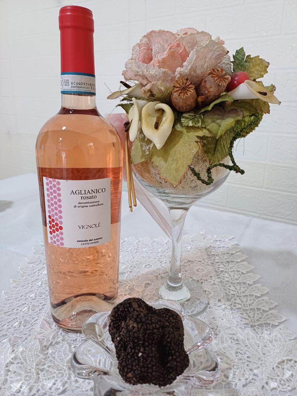 Aglianico Rosato denominazione di origine controllata - VIGNOLE'